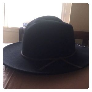 Forever 21 NWT black hat brown bow